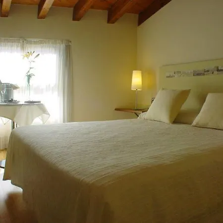 埃尔米拉多德拉斯蒙加斯酒店 招待所