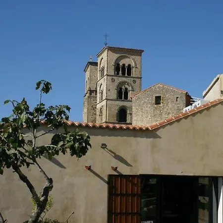 埃尔米拉多德拉斯蒙加斯酒店 2* 特鲁希略